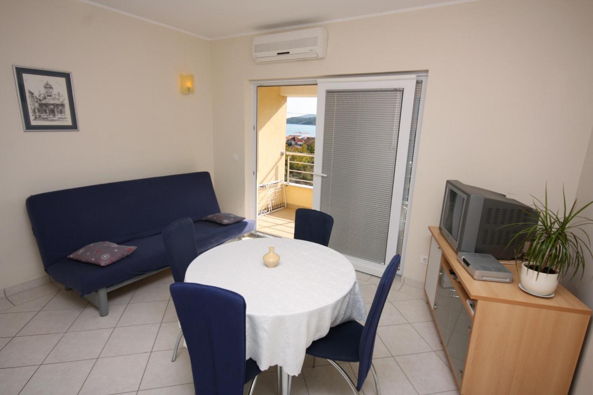 Apartments By The Sea Vinisce, Trogir - 5229 Quarto foto