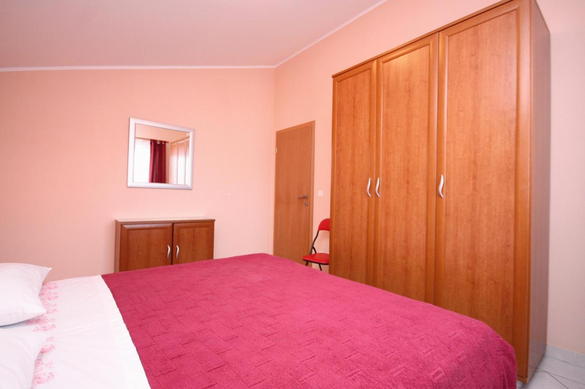 Apartments By The Sea Vinisce, Trogir - 5229 Quarto foto