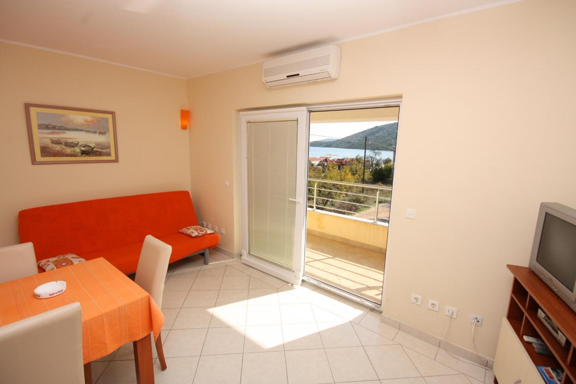 Apartments By The Sea Vinisce, Trogir - 5229 Quarto foto